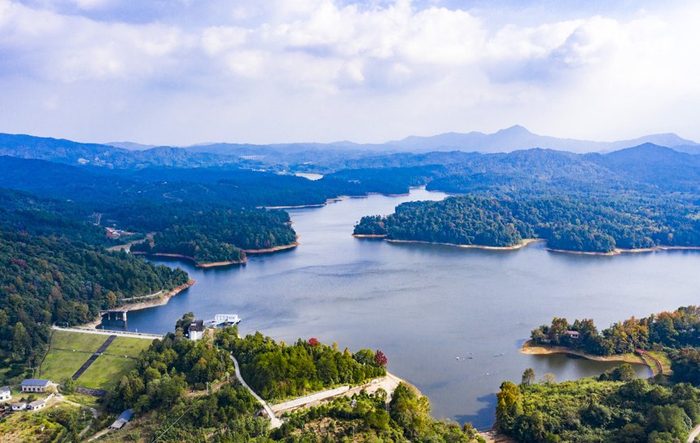 江西南丰潭湖湿地美如画