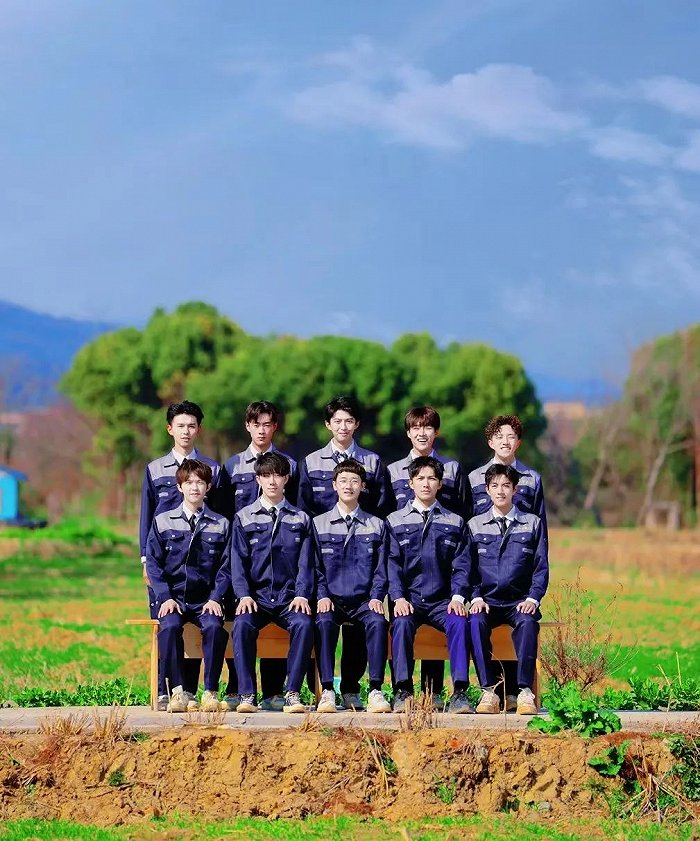 （“十个勤天”）