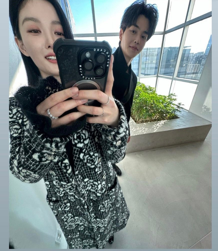 金裕贞x宋江 从来没想过我们男女主第一次自拍会是这种风格