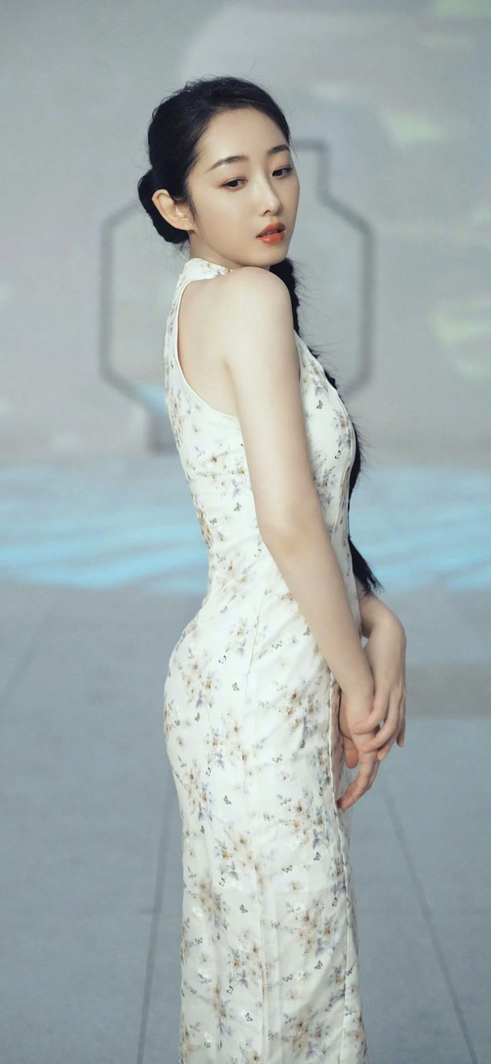 蒋梦婕 旗袍造型|蒋梦婕|旗袍_新浪新闻