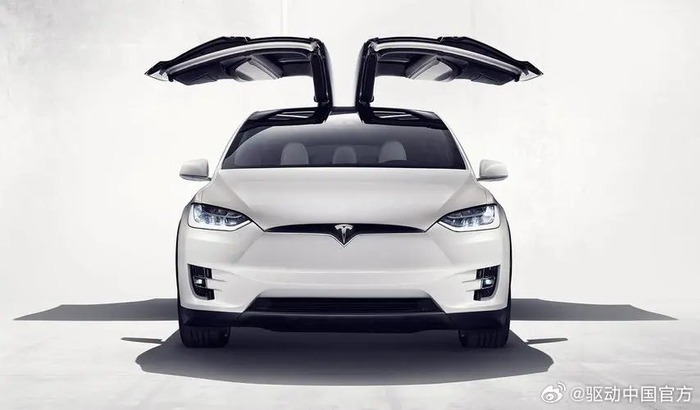 特斯拉在中国市场召回两辆modelx
