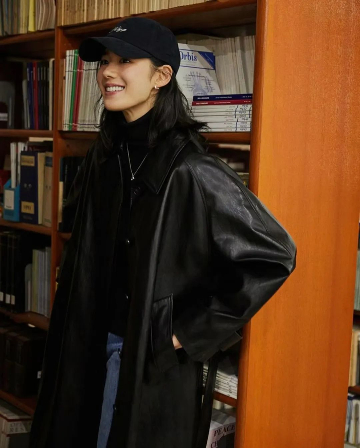 学会冬日穿搭氛围感,做自己的女主角|穿搭|德鲁纳酒店里|裴秀智_新浪
