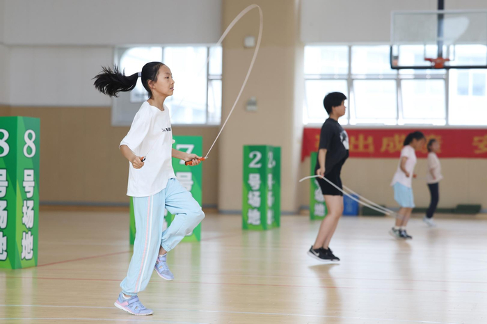 评论丨一根跳绳卖78元,中考专用跳绳何以"专用"?|中考|体育_新浪新闻