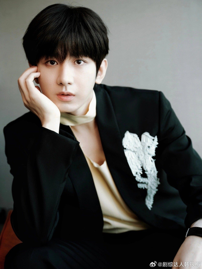 尖叫之夜年度影响力男演员:成毅!|成毅_新浪新闻