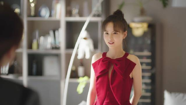 谁还不知道魏哲鸣miles被黄日莹强吻了