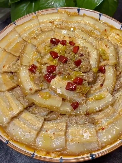 酸菜蒸肉这样做非常美味,一点也不油腻!
