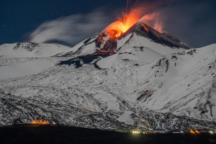 欧洲最活跃火山进入喷发状态