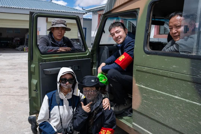 节目中的每一个人都是“环保”的行动者。（图/微博@东方卫视一路前行）