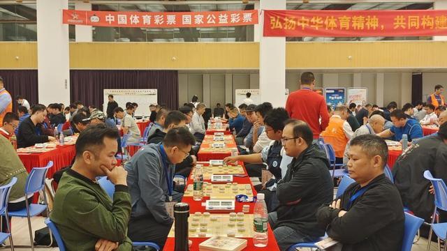 百人棋盤對弈再現2023年廣州市象棋甲組聯賽圓滿收枰