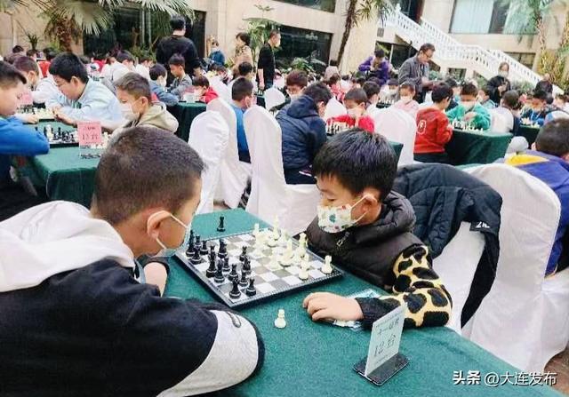 大連市國際象棋棋士等級賽(秋季)開賽|國際象棋_新浪