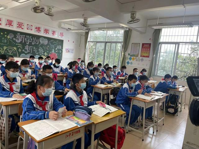 美丽乡村·学校|江村中学:"松品教育"引领下乡村学校的数字化转型