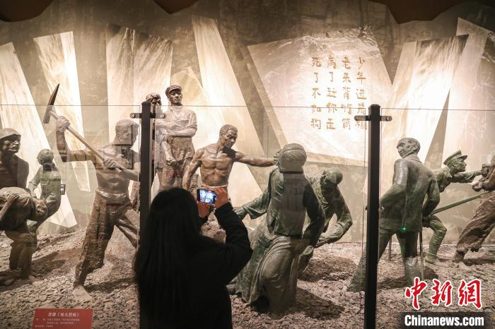 走进江西红色景区:安源路矿工人运动纪念馆迎周末参观热潮|江西省|航