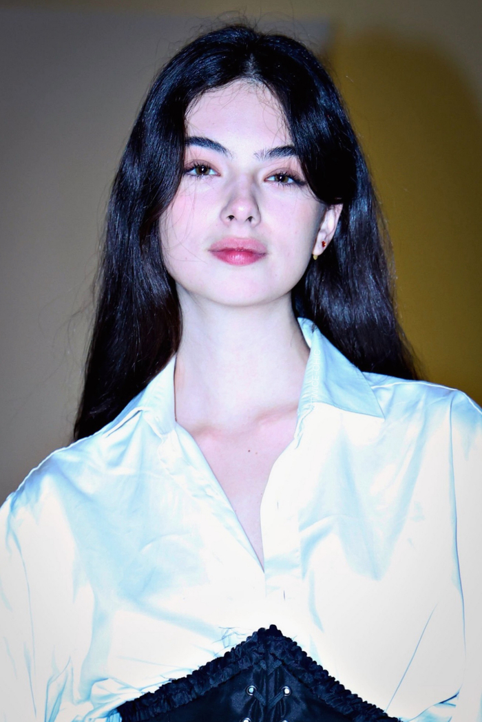 deva cassel今日为主演新电影《la bella estate》|la bella estate