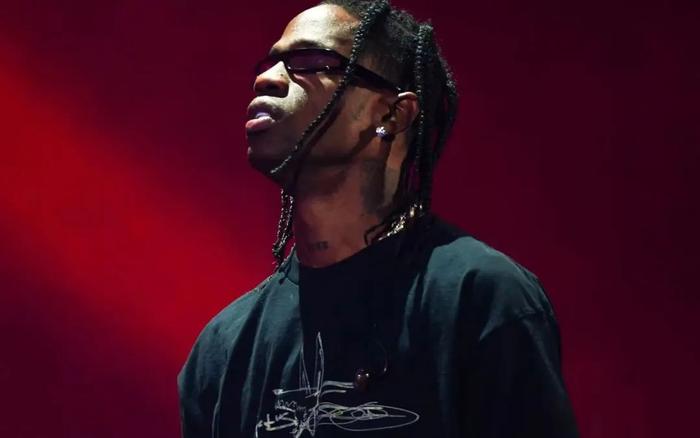 travisscott牙齿图片