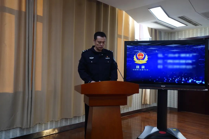 公安宝坻分局组织召开年终攻坚冲刺暨破案打击,执法规范"见贤思齐 互