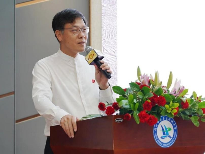 德是千家玉诚为万户金千年家风入万家家庭教育论坛走进福州长乐各中小