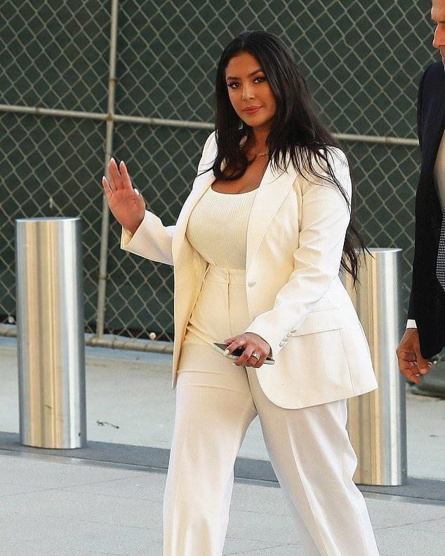 瓦妮莎近照:暴瘦50斤重回颜值巅峰,表态愿再嫁,但需满足一条件