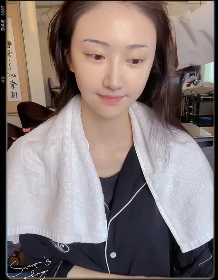 景甜这居然是素颜,太羡慕大甜甜的皮肤状态了
