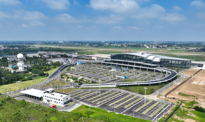 阜阳机场,大动作不断!|阜阳市|乌鲁木齐市|北部湾航空_新浪新闻