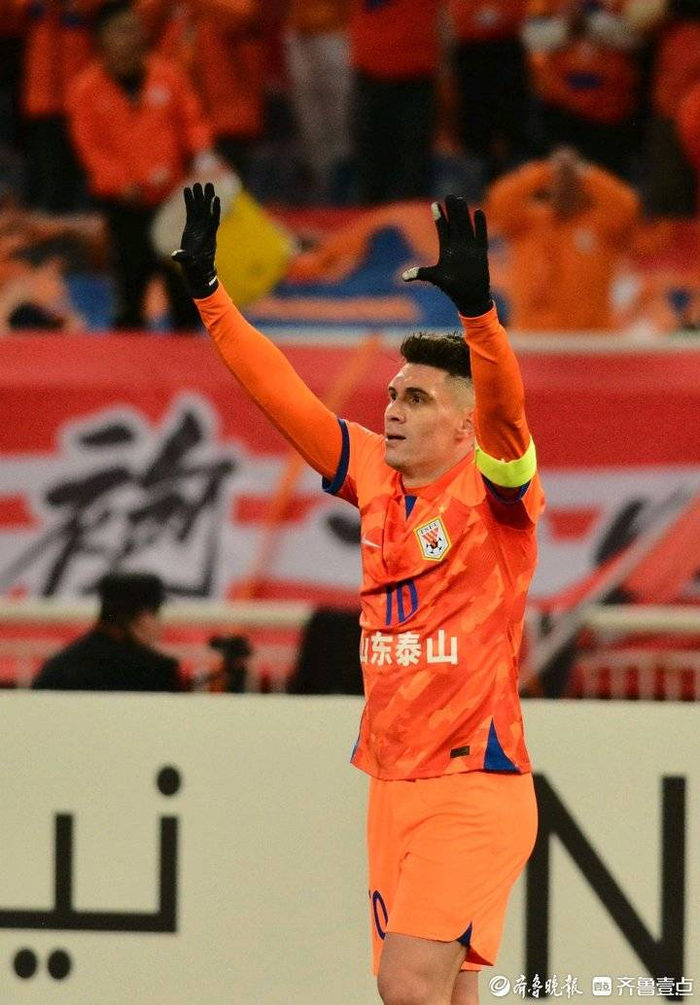 泰山队|亚冠|莫伊塞斯_新浪新闻