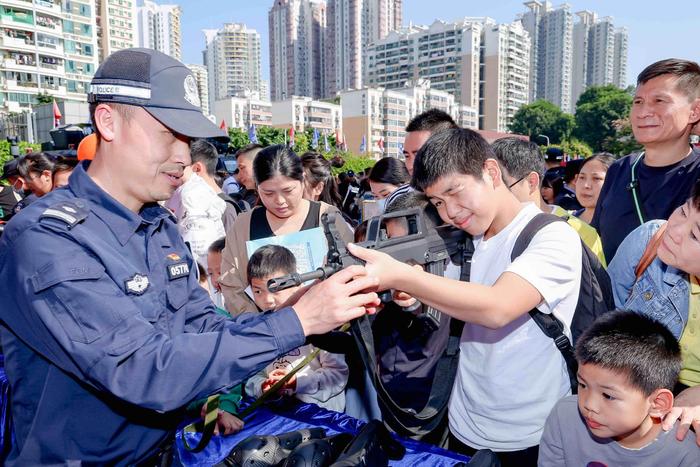 深圳福田公安分局成员图片