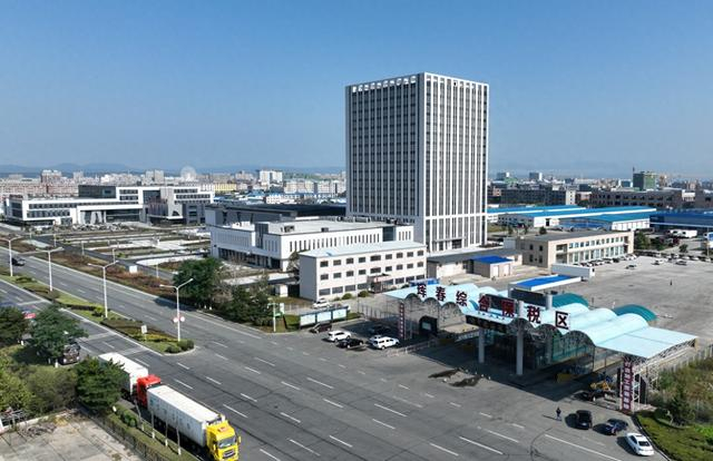 珲春东北亚跨境电商产业园入选省级大众创业万众创新示范基地