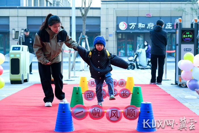 容西两公立幼儿园托育班正式开班。张彪供图