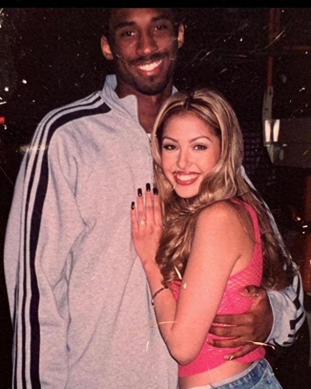 科嫂晒与科比合照:24年前今天 一起的第1天15|科比|瓦妮莎|人生若只