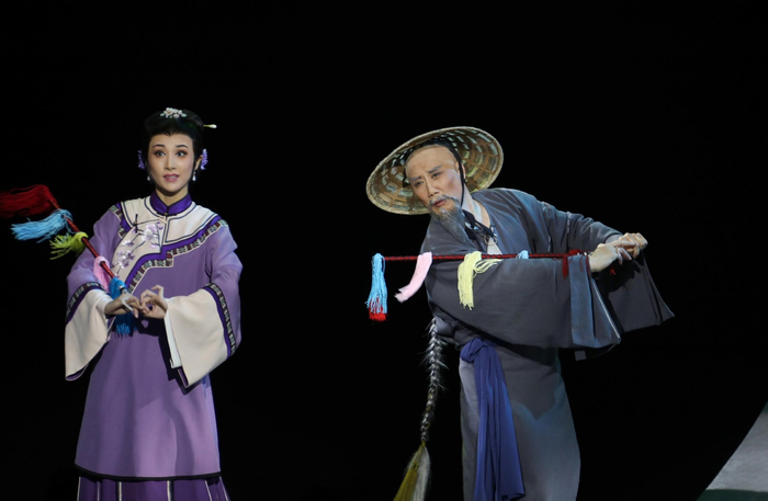 "扬剧王子"李政成北京舞台演绎《郑板桥》|郑板桥|北京市|王子_新浪