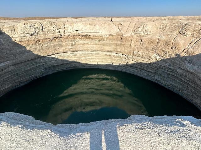 一个有点难度的旅游目的地|阿什哈巴德|土库曼斯坦|地狱之门_新浪新闻