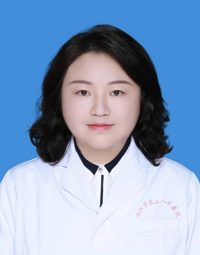 蒋辉:内江二院副院长,外科博士学位,硕士生导师,主任医师.