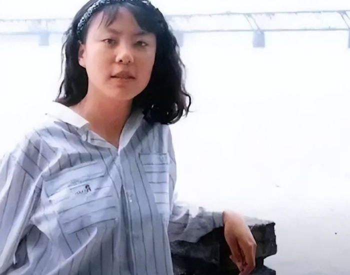 清华才女「铊中毒」30年后,50岁的朱令,还没有等到真相
