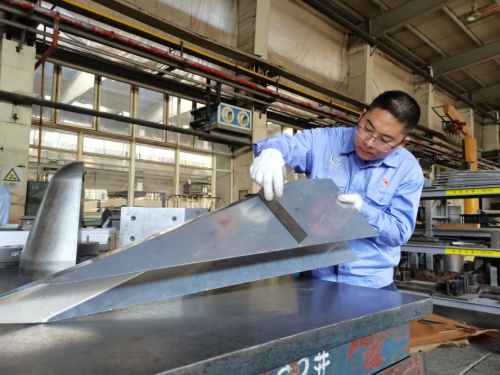 航空工业郑飞是我家,谋质量就是谋未来|郑飞|质量|库房_新浪新闻