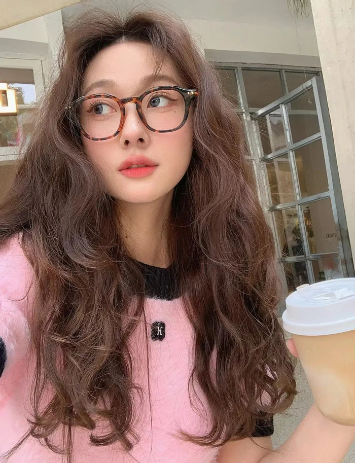 戴眼镜发型.|发型|眼镜_新浪新闻