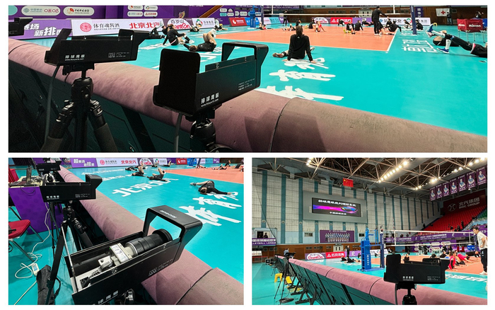 北京赛区光彩体育馆内的部分鹰眼摄像头。 新京报记者 徐邦印 摄