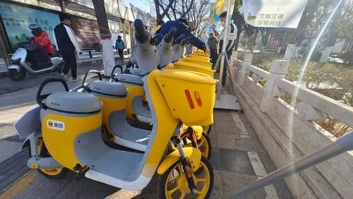 银川街头美团电单车上新有这些变化