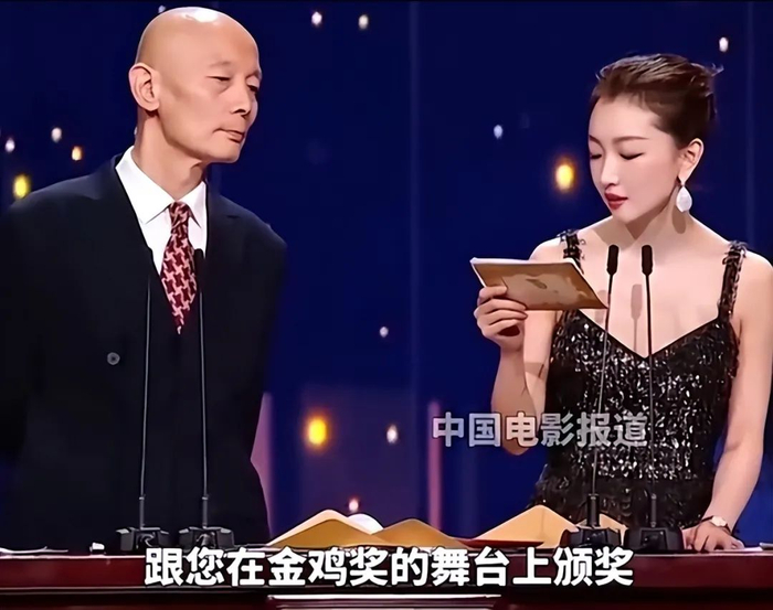 没了路人缘,三金影后照样票房扑街……|周冬雨|票房|陆三金_新浪新闻