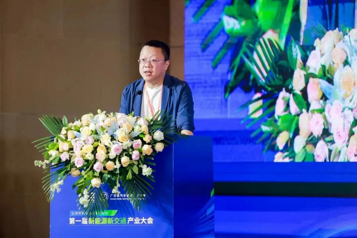 财经商业治理研究院执行院长、财经E法出品人张有义致辞