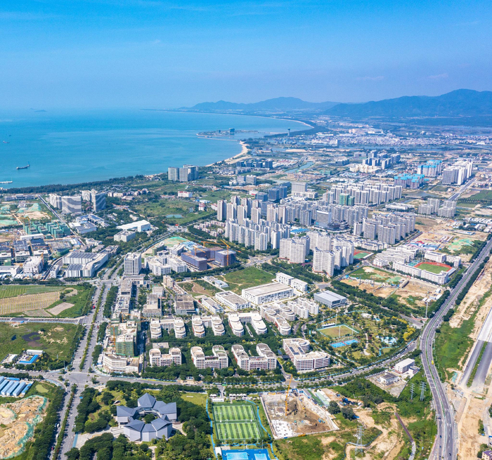 航拍三亚崖州湾科技城。崖州湾科技城融媒体中心供图
