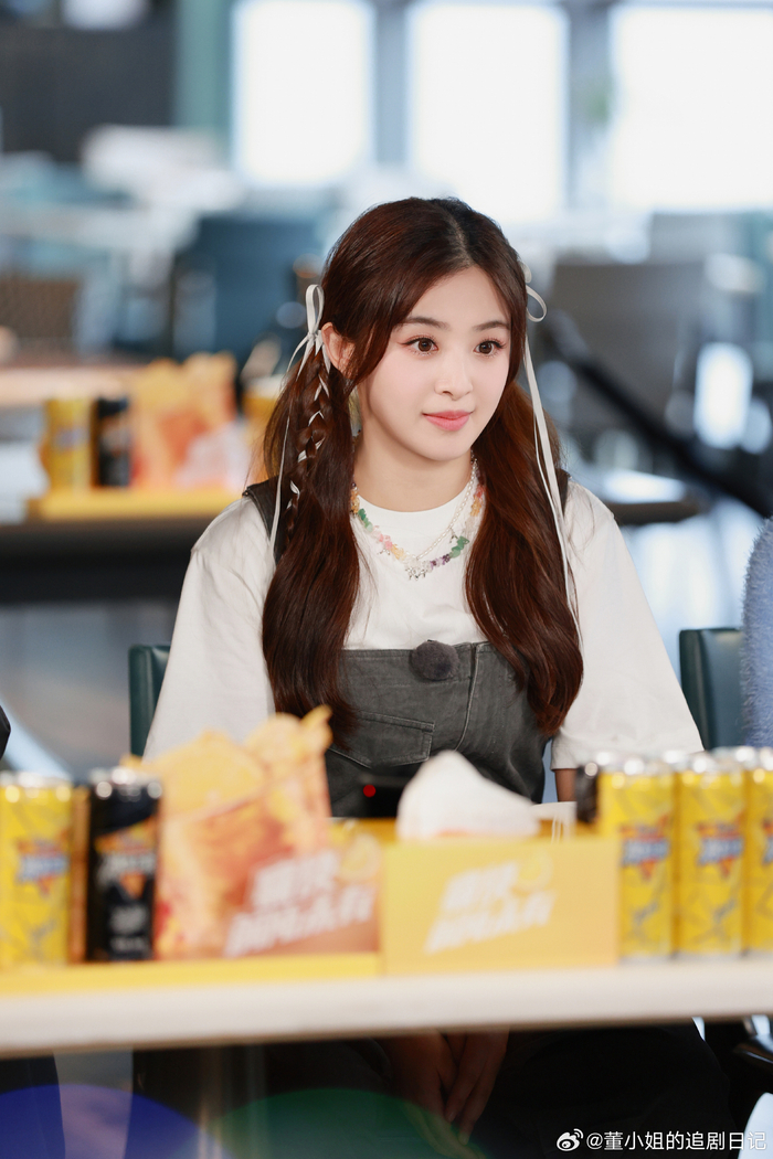 是会撒娇又爱吃的小女孩一枚 说张含韵十八岁都会有人信吧……|张含韵