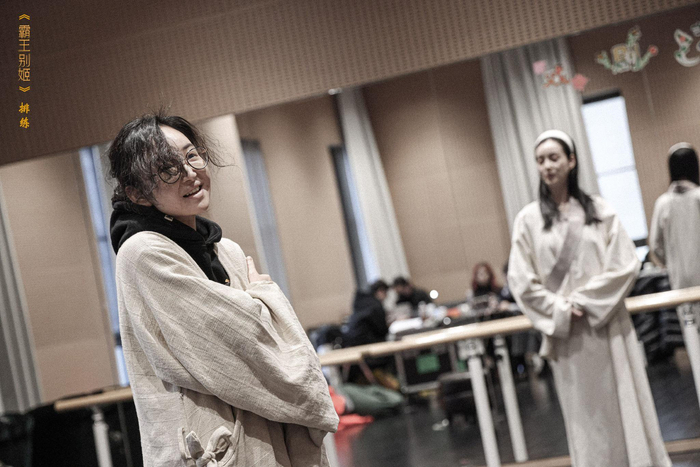 孙翌琳,陆璐,王俊淇,张瀚生,魏嘉诚几位演员在排练过程中不仅给作品