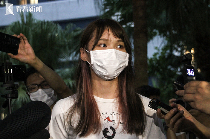 据香港媒体报道,周庭涉嫌违反香港国安法"勾结外国势力罪".