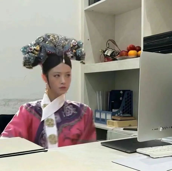 卑微"班味"人,凹人设自救|打工人|王佳佳_新浪新闻