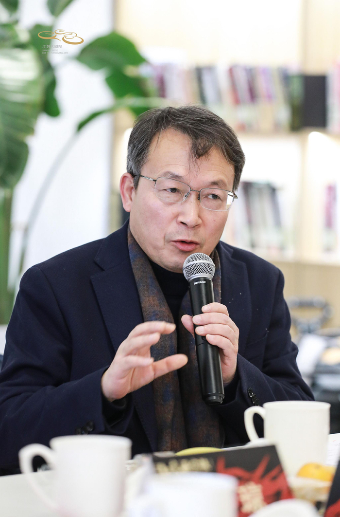 北京大学文学讲习所教授、作家李洱