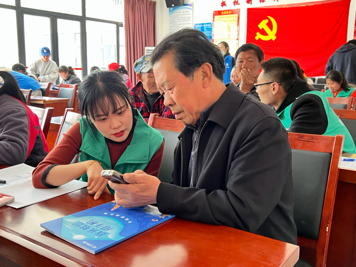 践行志愿精神 绘就房产经纪人别样风采|志愿服务|链家|陈德强_新浪