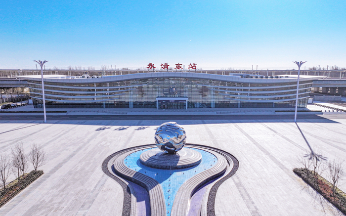 据中铁建设集团津兴站房项目执行经理卫燕飞介绍,为