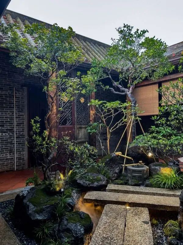 中式庭院 | 闲庭信步间,尽显国人院落情怀~茶酒花香,安宁清幽,中式