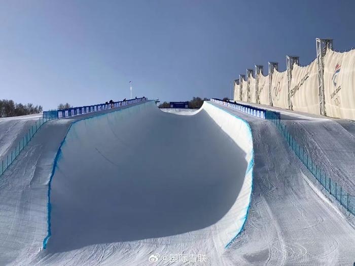 大寺基滑雪场图片