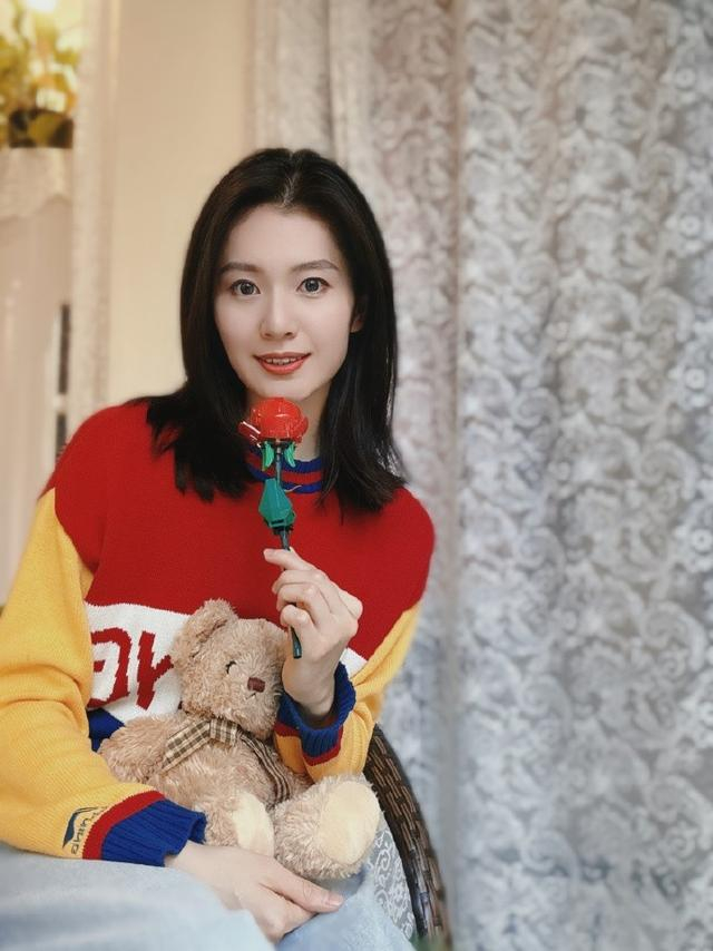 河北女篮球员郭子瑄晒美照:季节轮换 总有新的故事值得期盼|河北|女篮