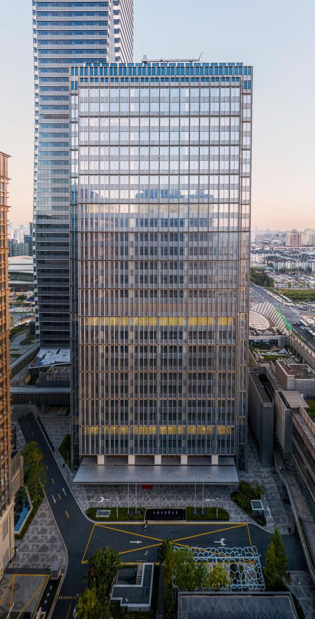 刷新真如天际线核心地标高尚领域崛起旗舰级甲级办公楼群